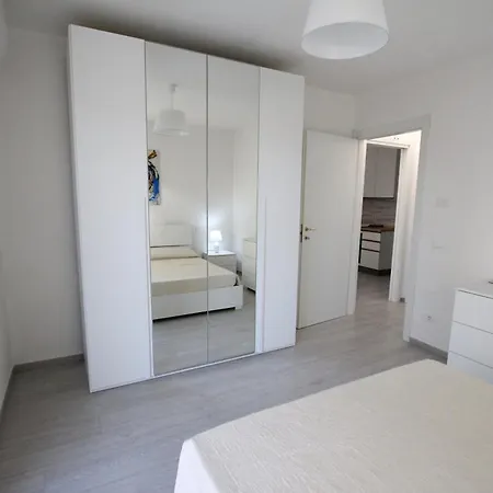 Valkiria Apartment *